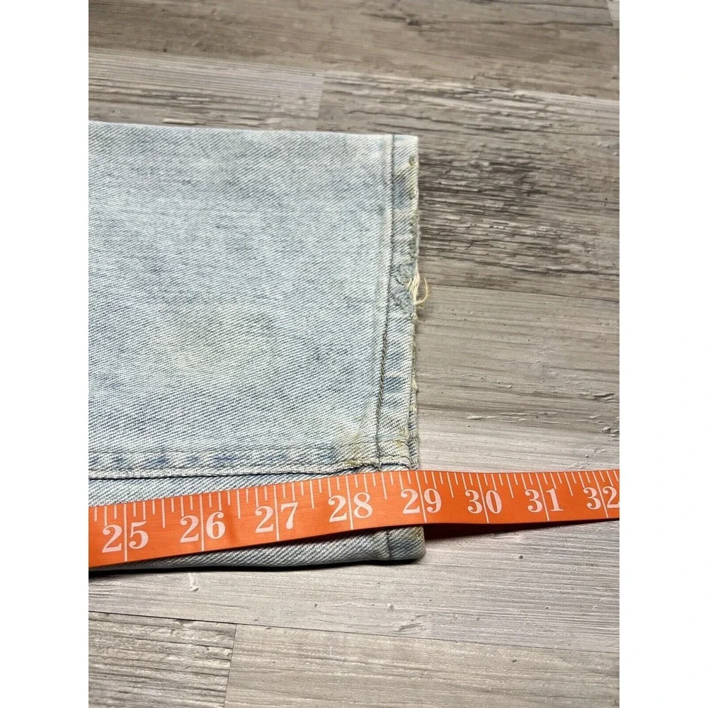 Vintage Lee Jeans Mens 34x29‎ Blue Stone Wash Denim Distressed 90s Y2K Rivets